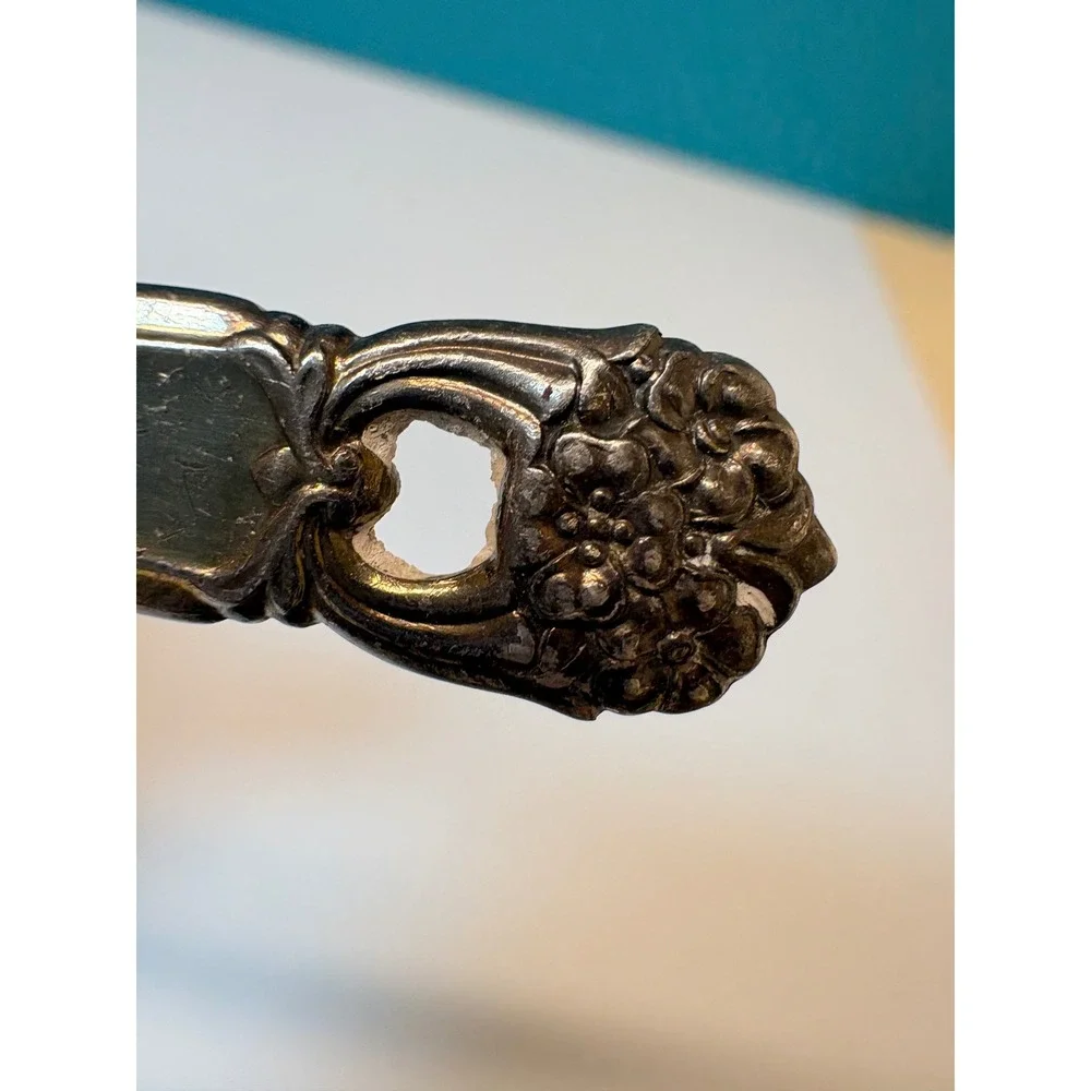 1847 Rogers Bros Daffodil Silverplate Cocktail Seafood Fork Vintage 4.5 Inch